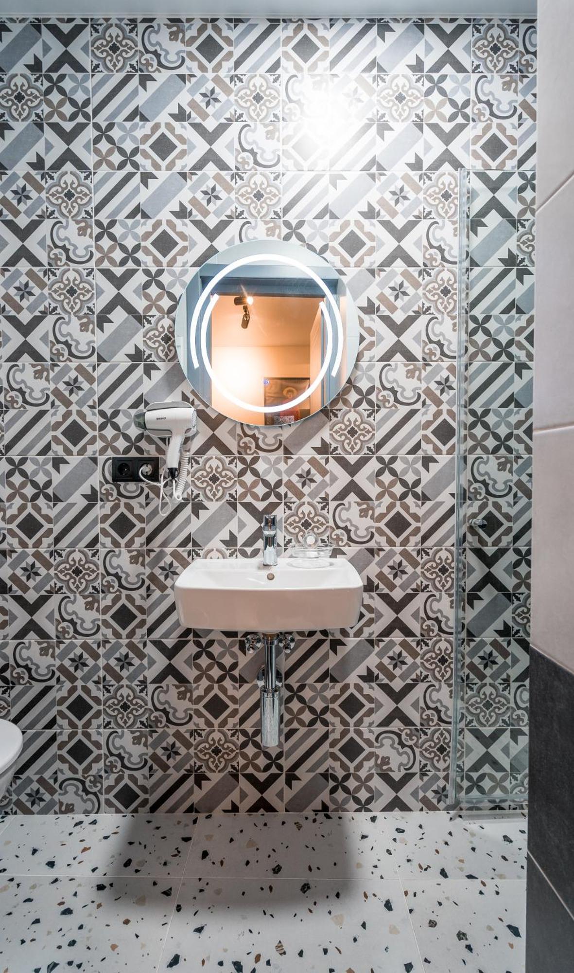 Luxury X By Umbrella Aparthotel Тбилиси Екстериор снимка